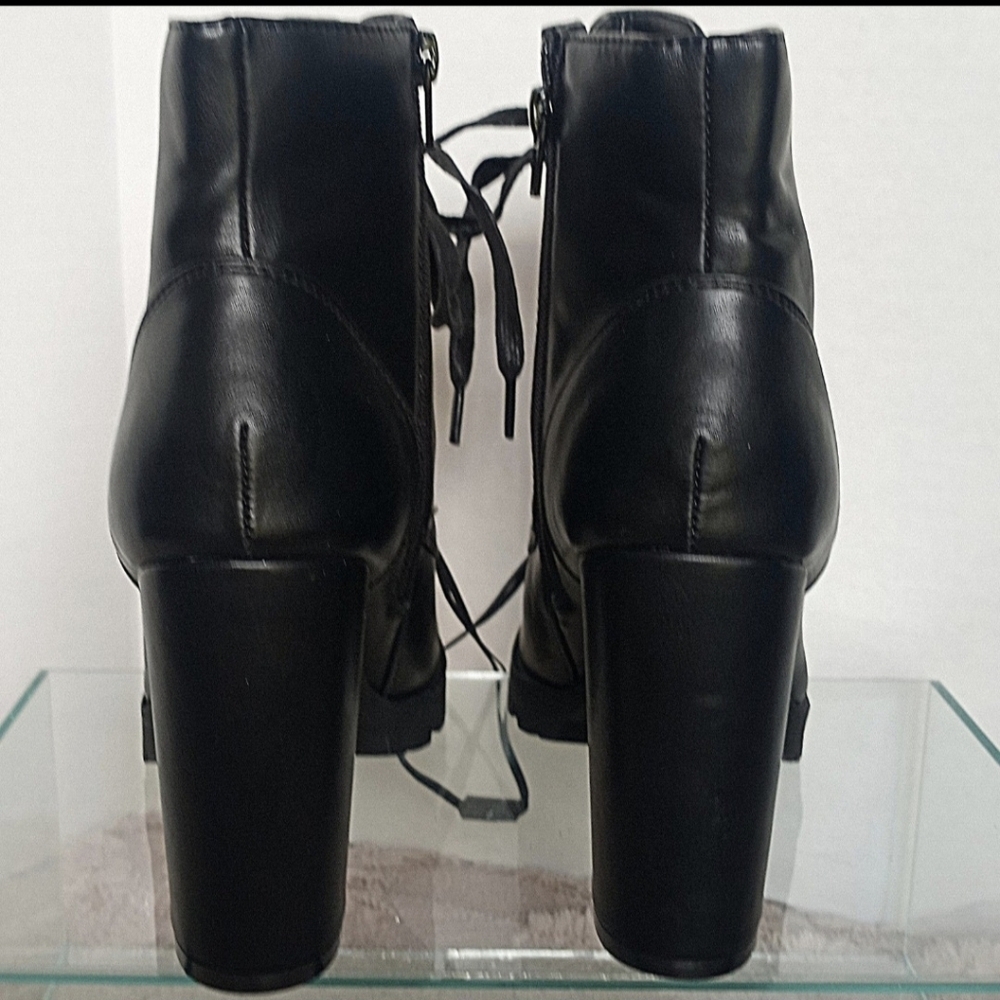 Express Shoes Laced-up Lug High Heel Black Boots   Women Size 8 - Picture 9 of 12
